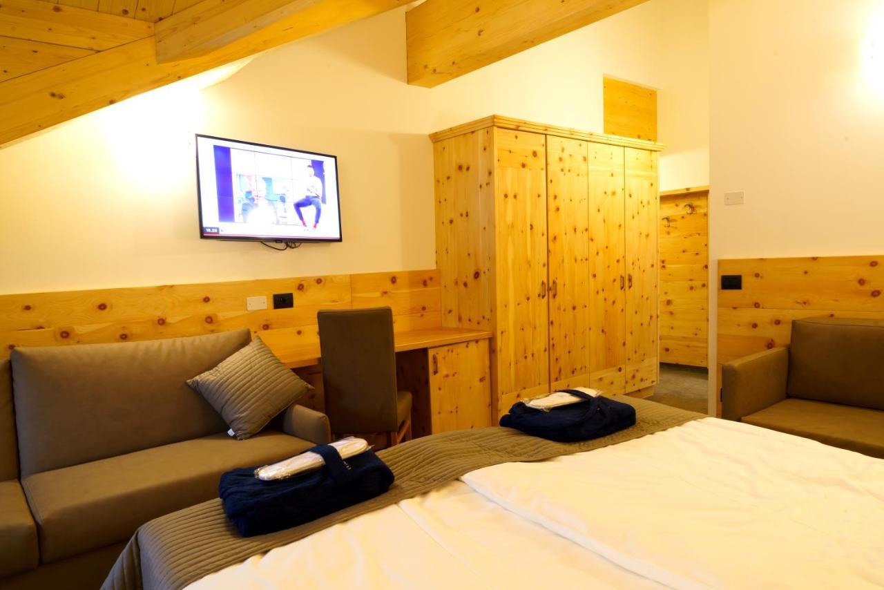 Hotel Diamant Park Campitello di Fassa Extérieur photo